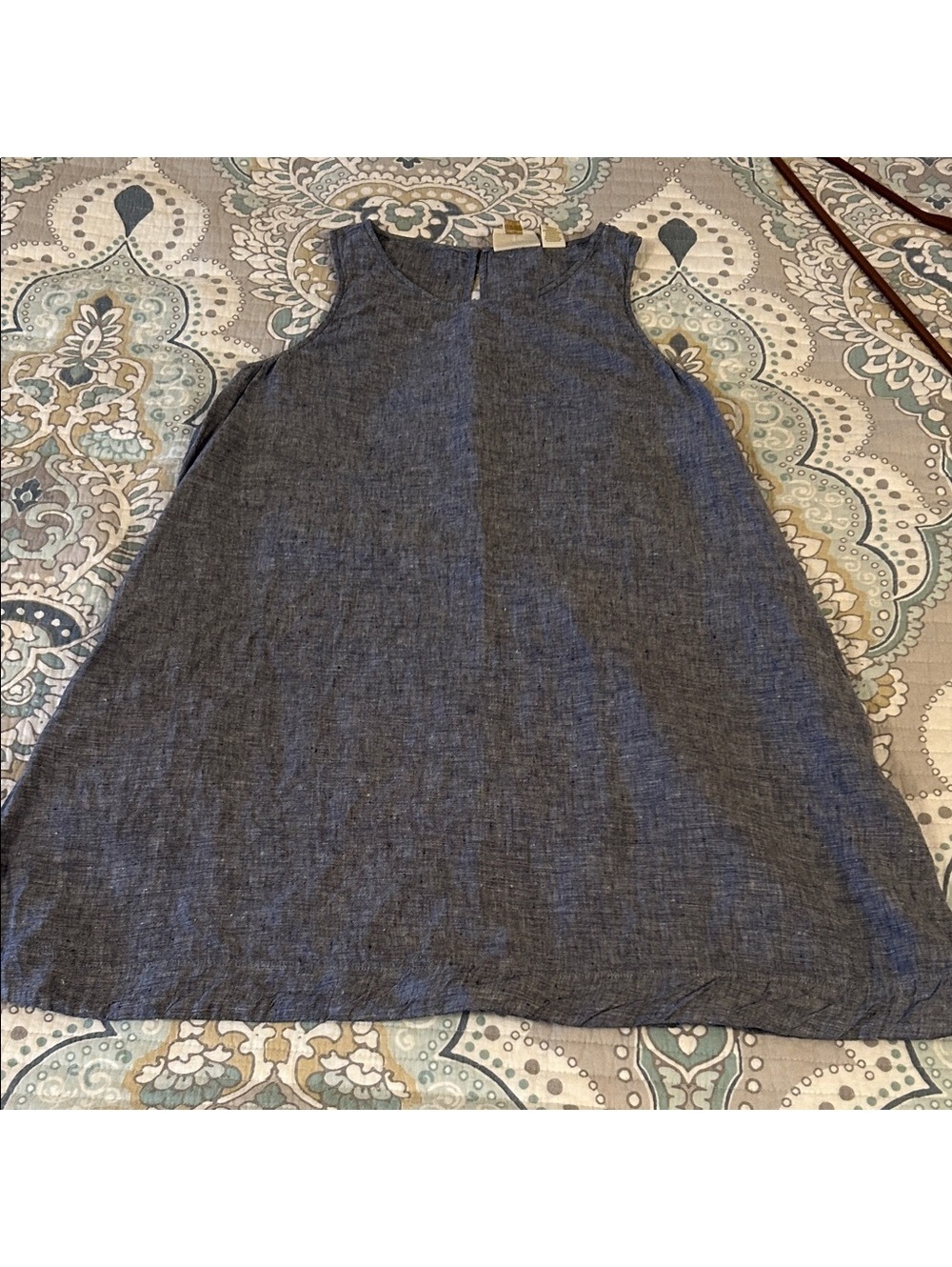 100% Linen Cynthia Rowley Chambray Shift Dress